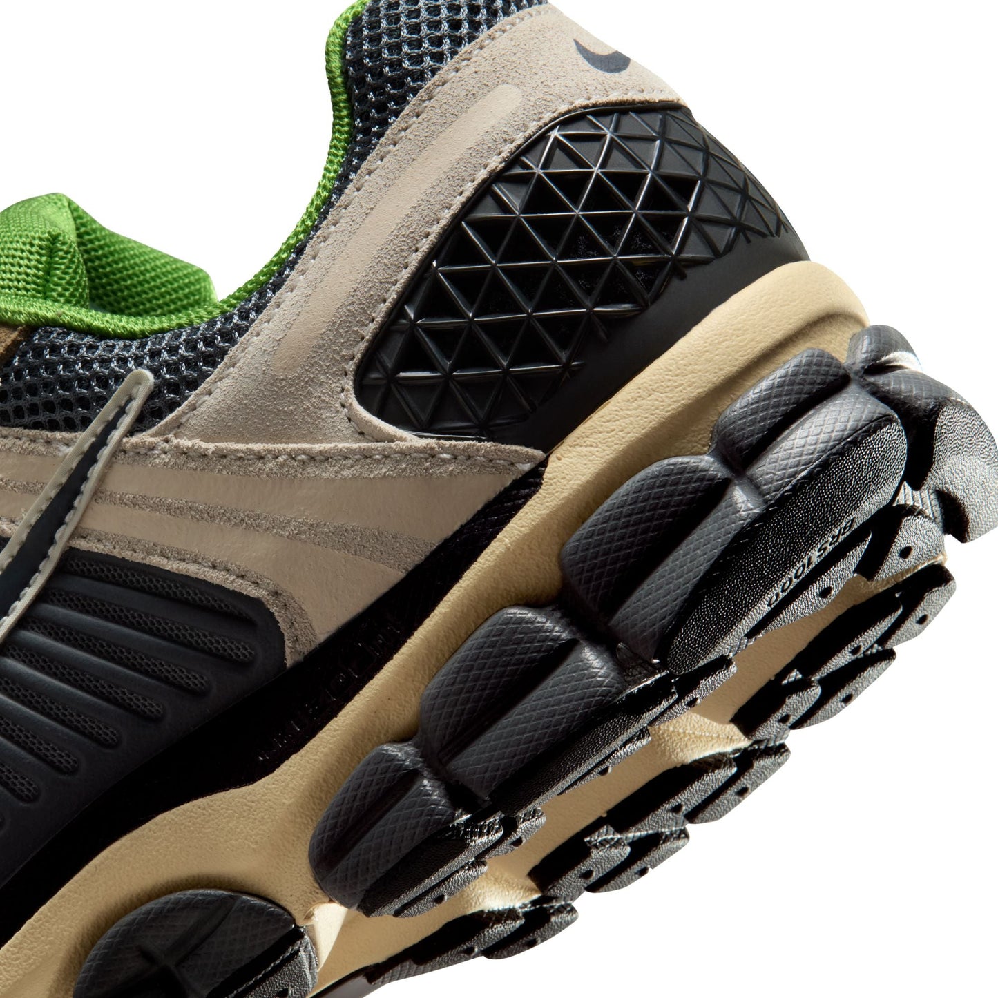 Nike Mens Zoom Vomero 5 - Pail Ivory