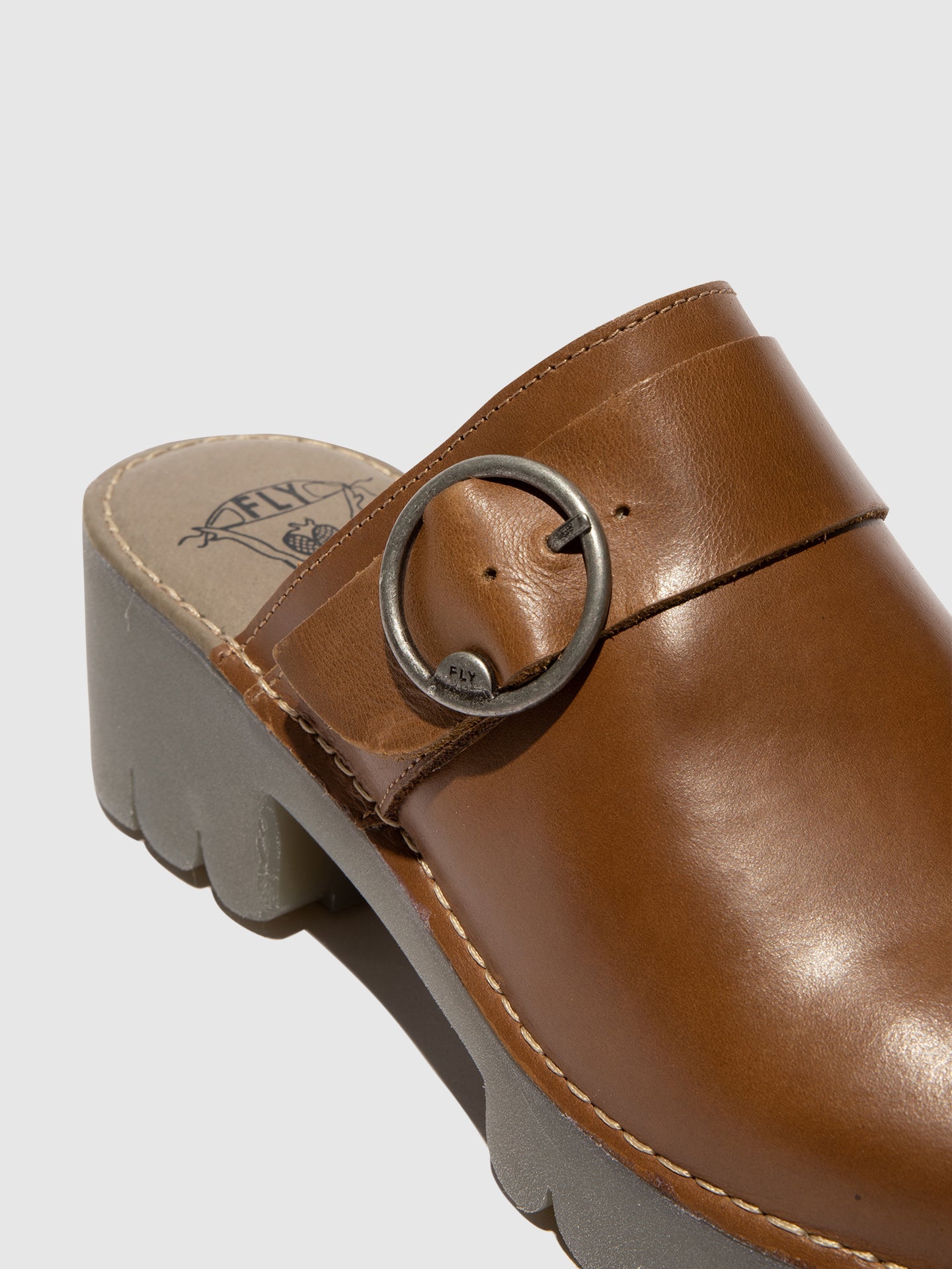 Round Toe Clogs ENDA510FLY RUG CAMEL