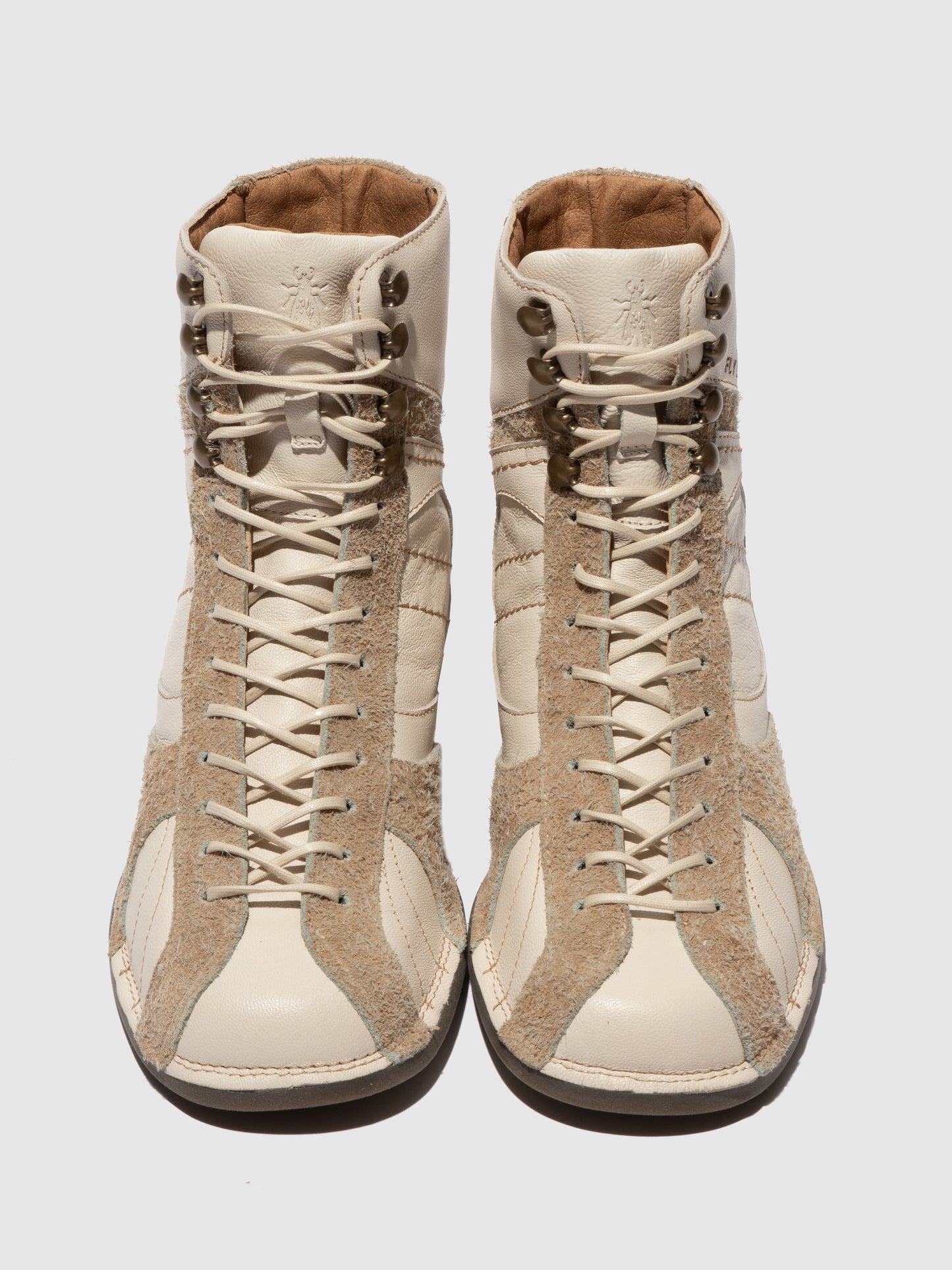 Hi-Top Trainers FARV573FLY OFFWHITE