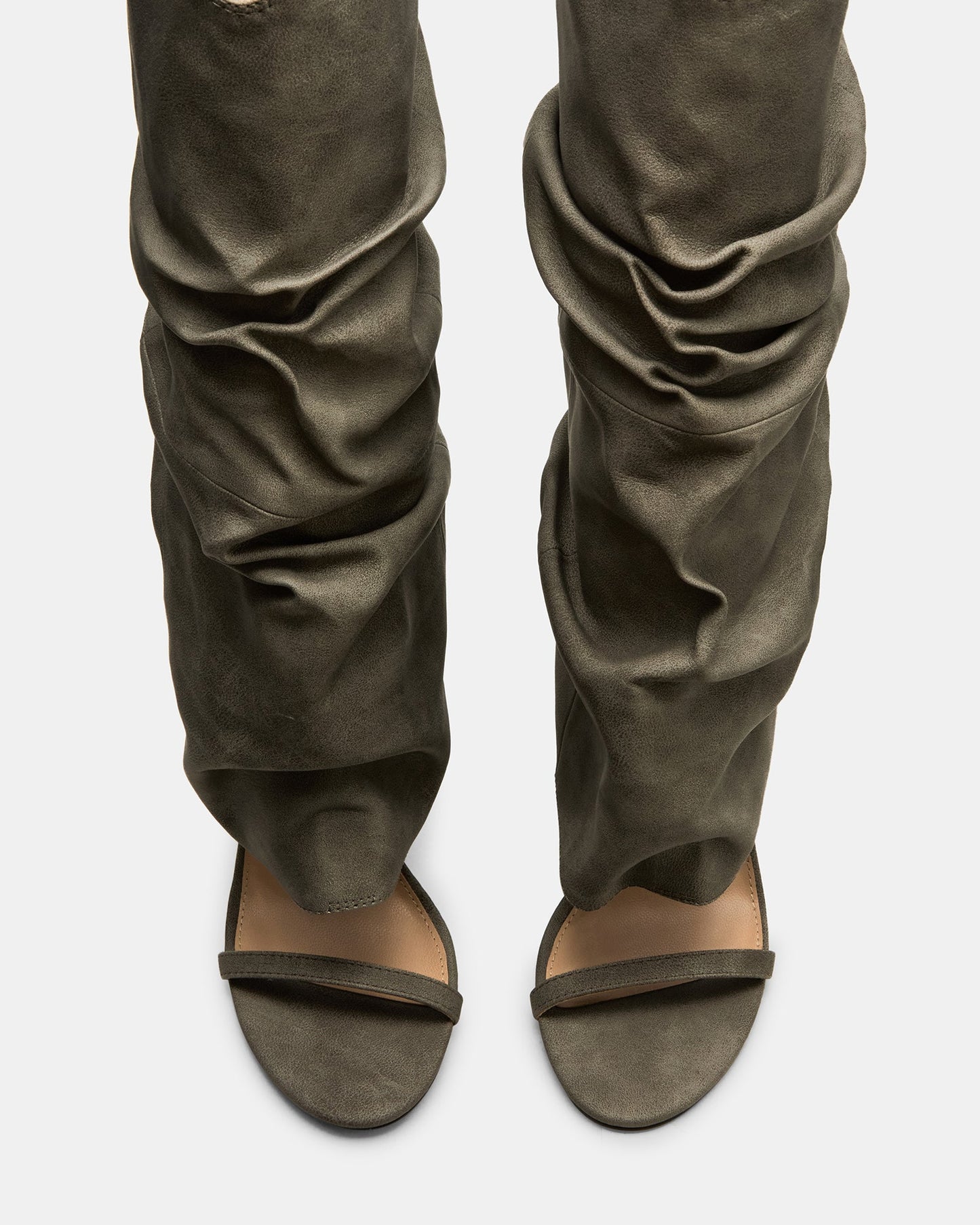RAVINE GREY DISTRESSED