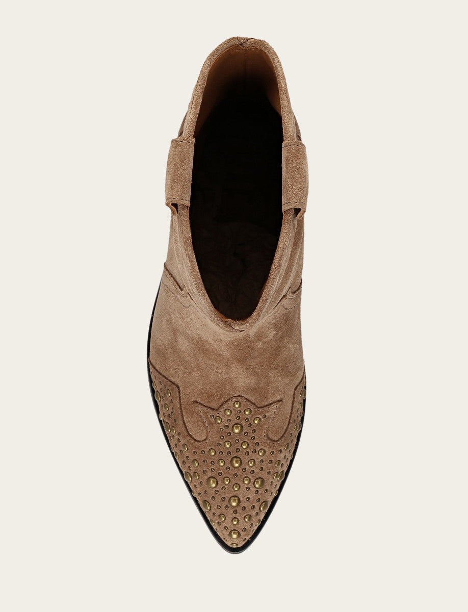 Sara Wingtip Stud