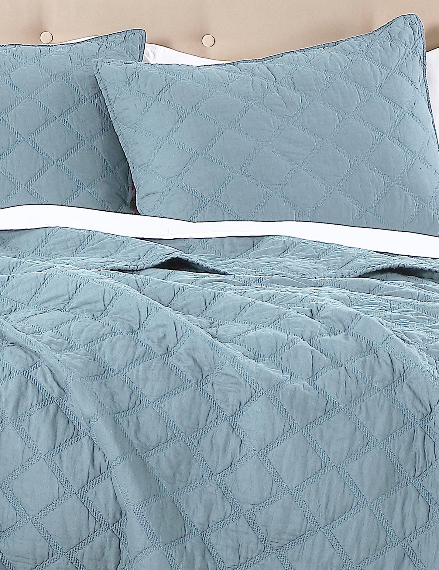 AK Diamond Quilt Set
