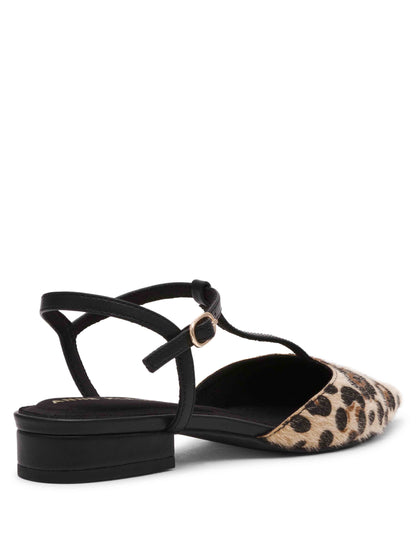 Emily Flat