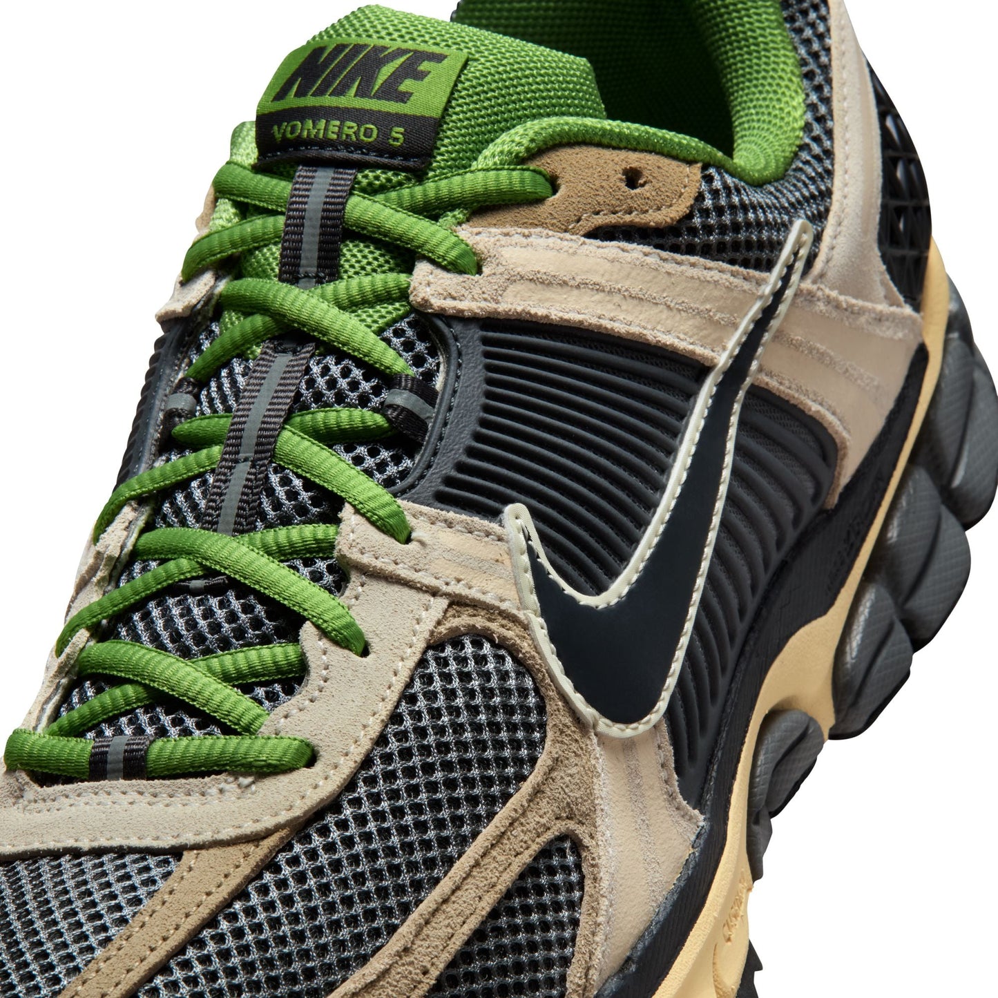 Nike Mens Zoom Vomero 5 - Pail Ivory