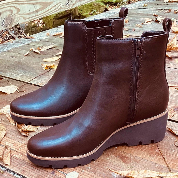 Womens Vionic Aria in Dark Brown — image 8