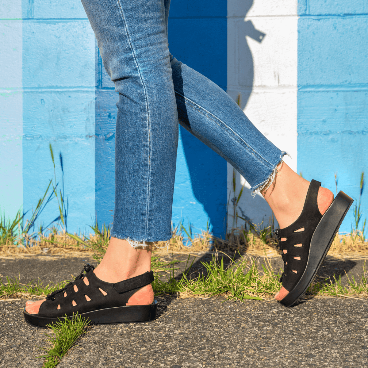 The Traveler Sandal — image 14
