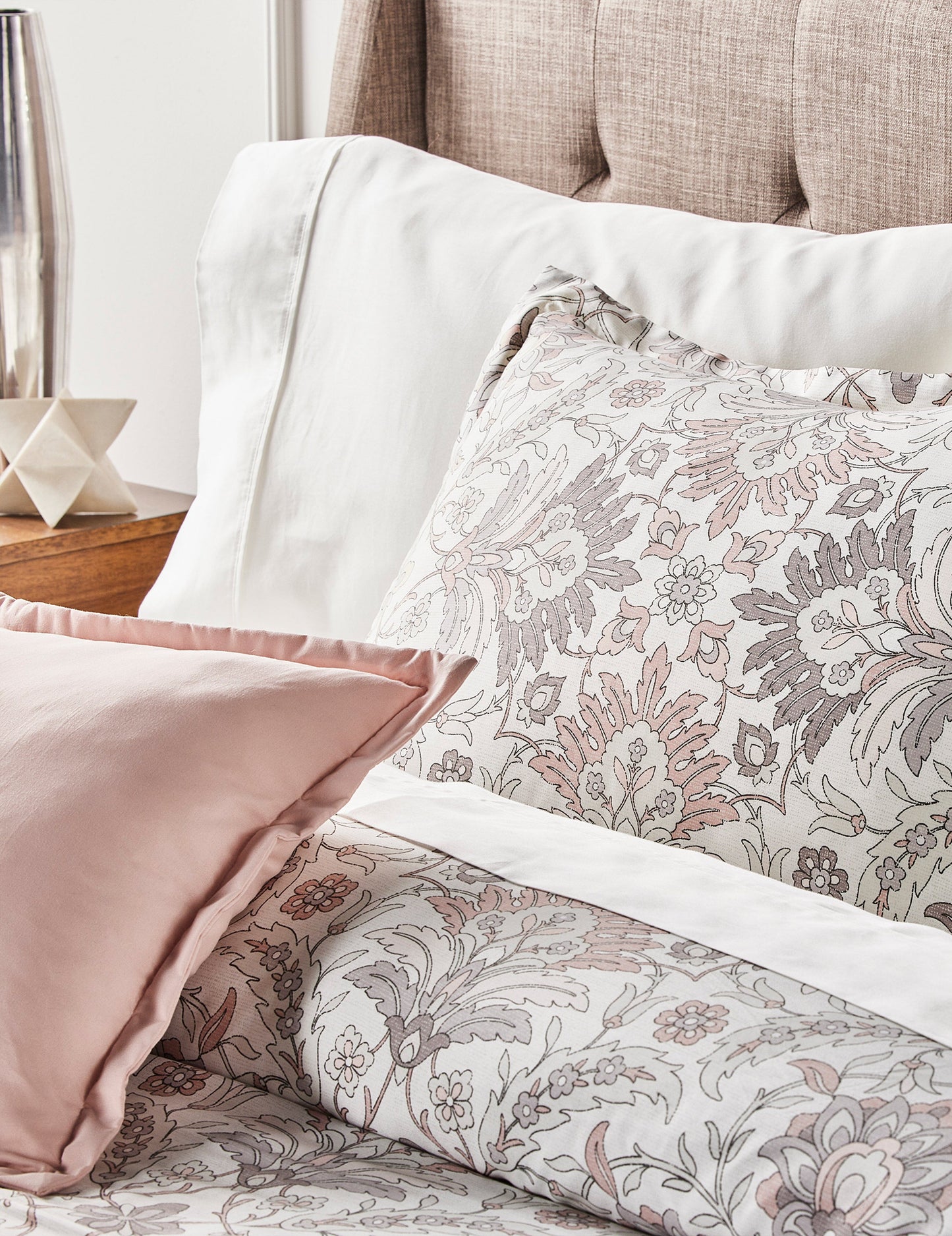 Callista Comforter Set