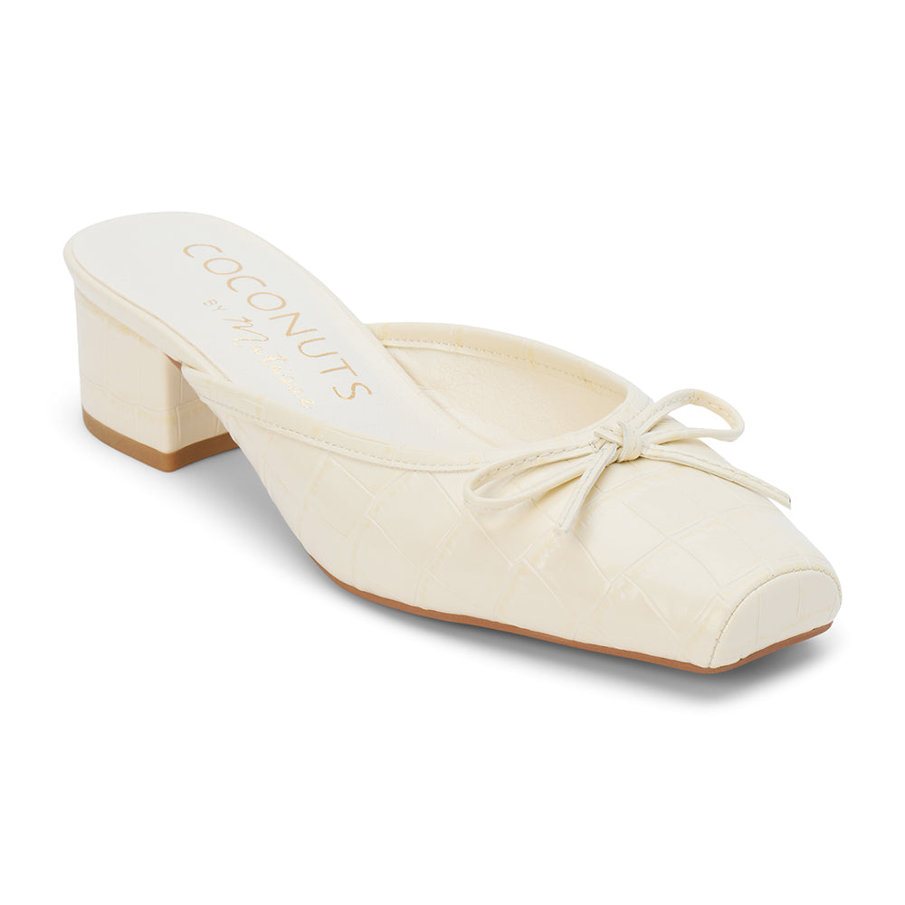 Geneva Heeled Mule