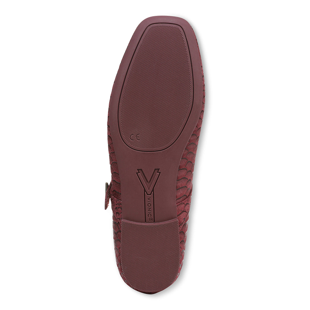 Womens Vionic Alameda Croc in Cherry Jubilee — image 7