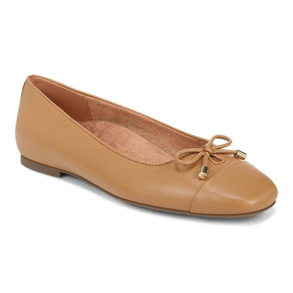 Womens Vionic Klara in Camel — image 1