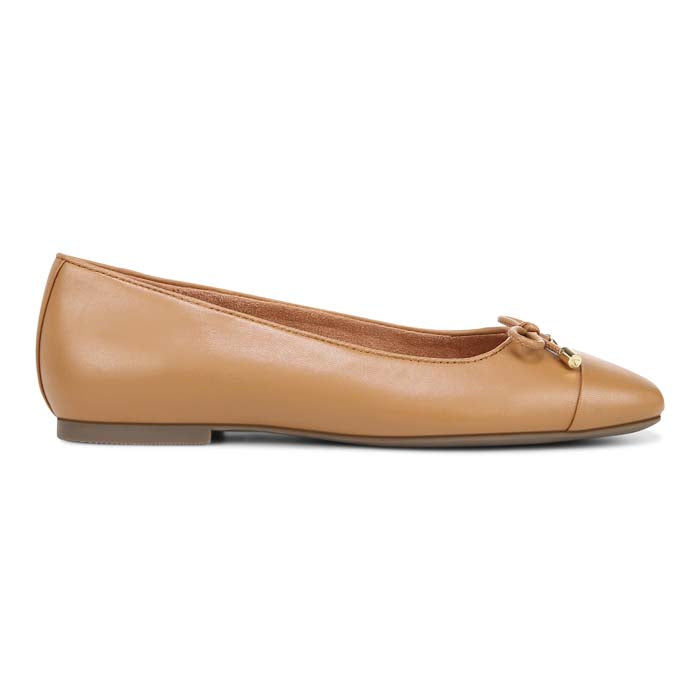 Womens Vionic Klara in Camel — image 3