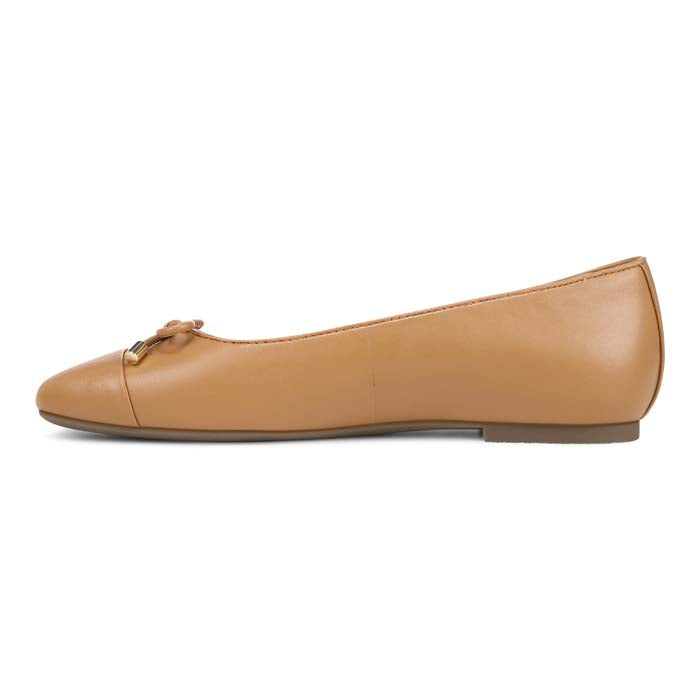 Womens Vionic Klara in Camel — image 4