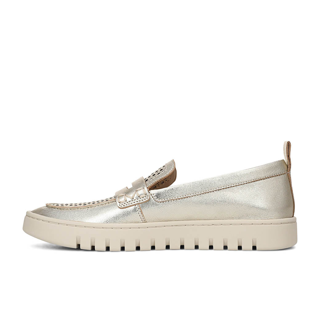 Womens Vionic Uptown Perf in Gold — image 4