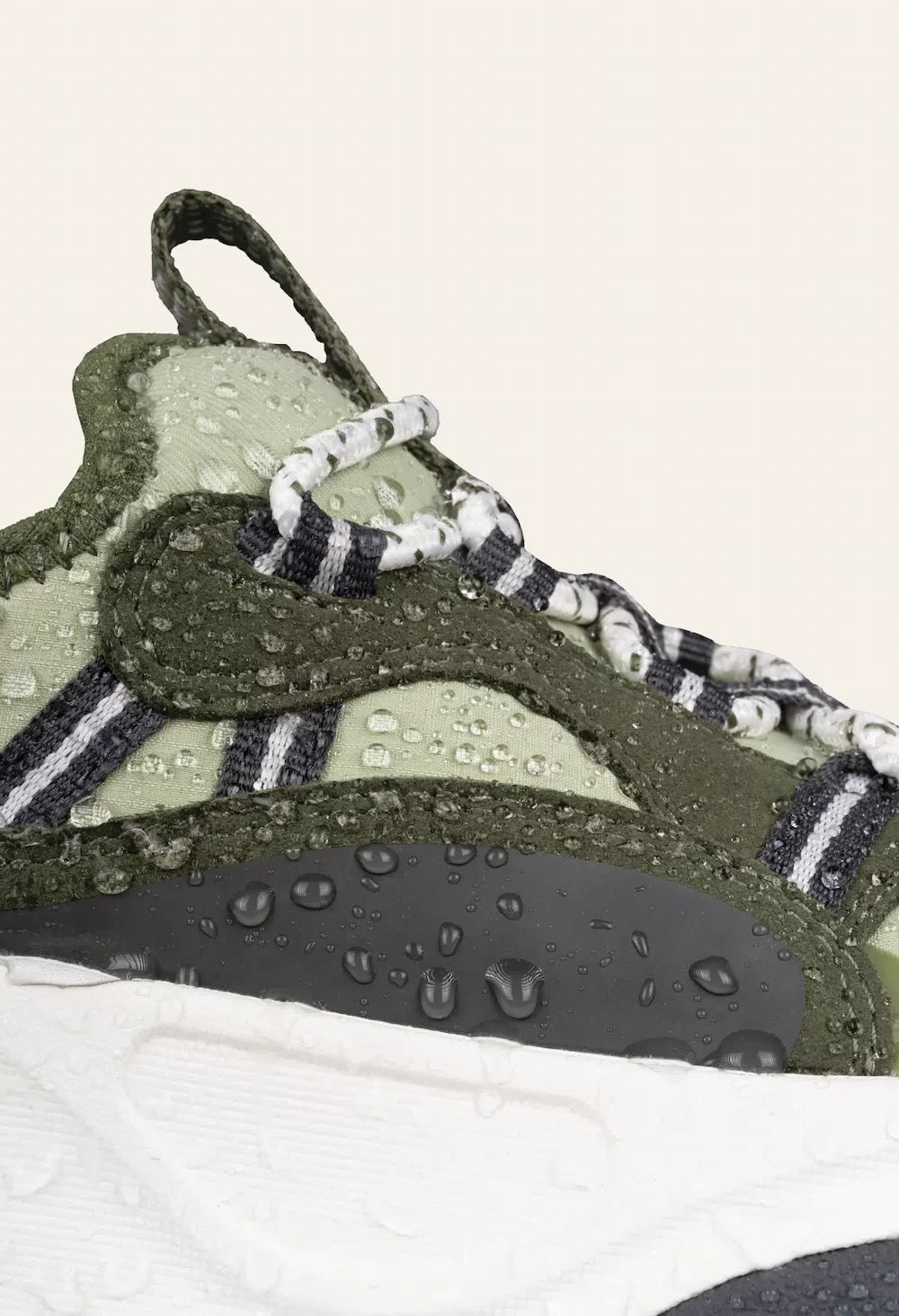 Women's Motu Sneaker - Trail/Light Dune