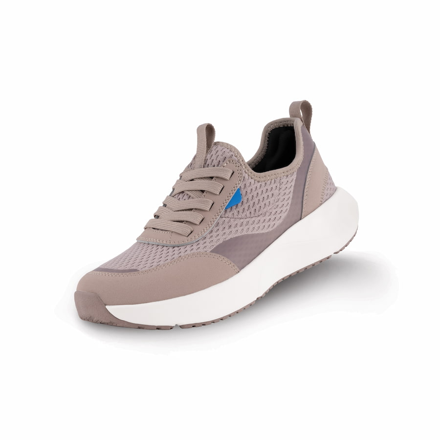 Women's Pacific Sneaker - Gravitate