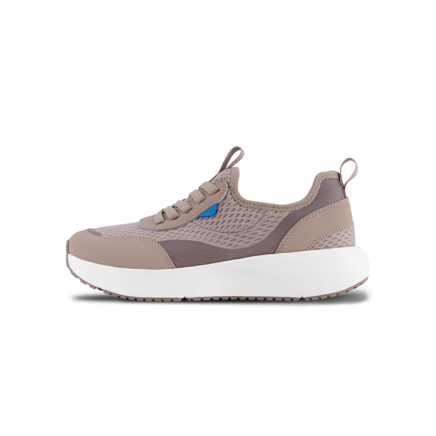 Women's Pacific Sneaker - Gravitate