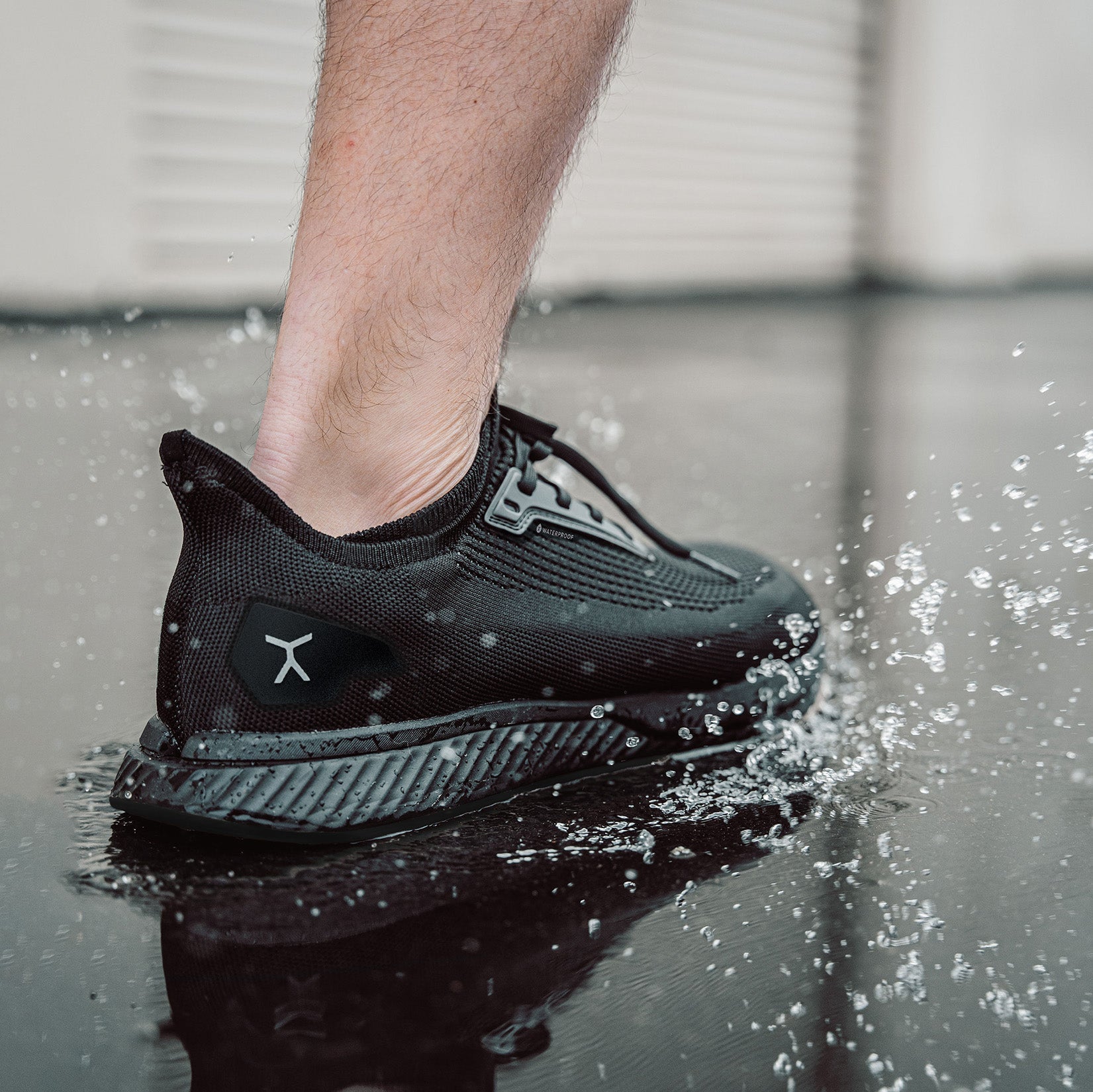 Adapt Waterproof Runner - SundialAdapt Waterproof Runner