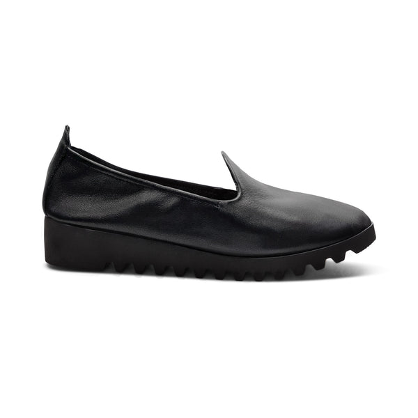 AETREX WORLDWIDE INC LIZ SLIP ON - BW500 - SundialAETREX WORLDWIDE INC LIZ SLIP ON - BW500