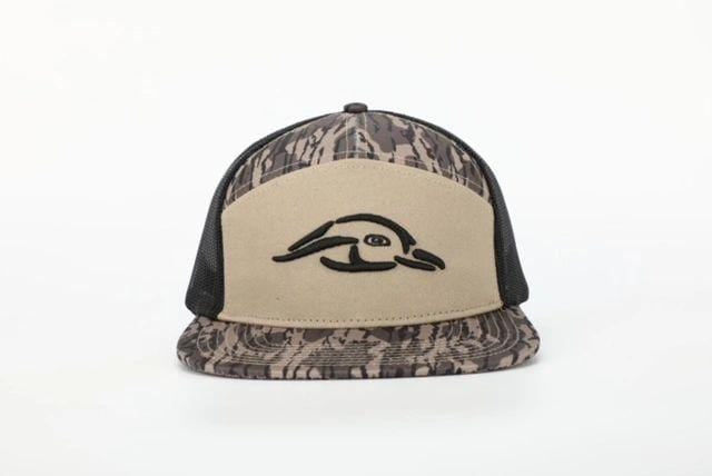 7 Panel Hardwoods AFW Style w- 3 D Puff and Black Mesh