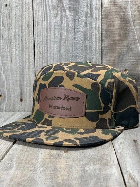 7-Panel Old-School Solid Wax Cap w/ Leather Patch