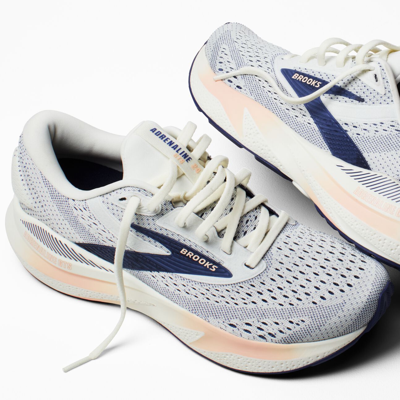 BROOKS ADRENALINE GTS 24 - 120426/140 - SundialBROOKS ADRENALINE GTS 24 - 120426/140