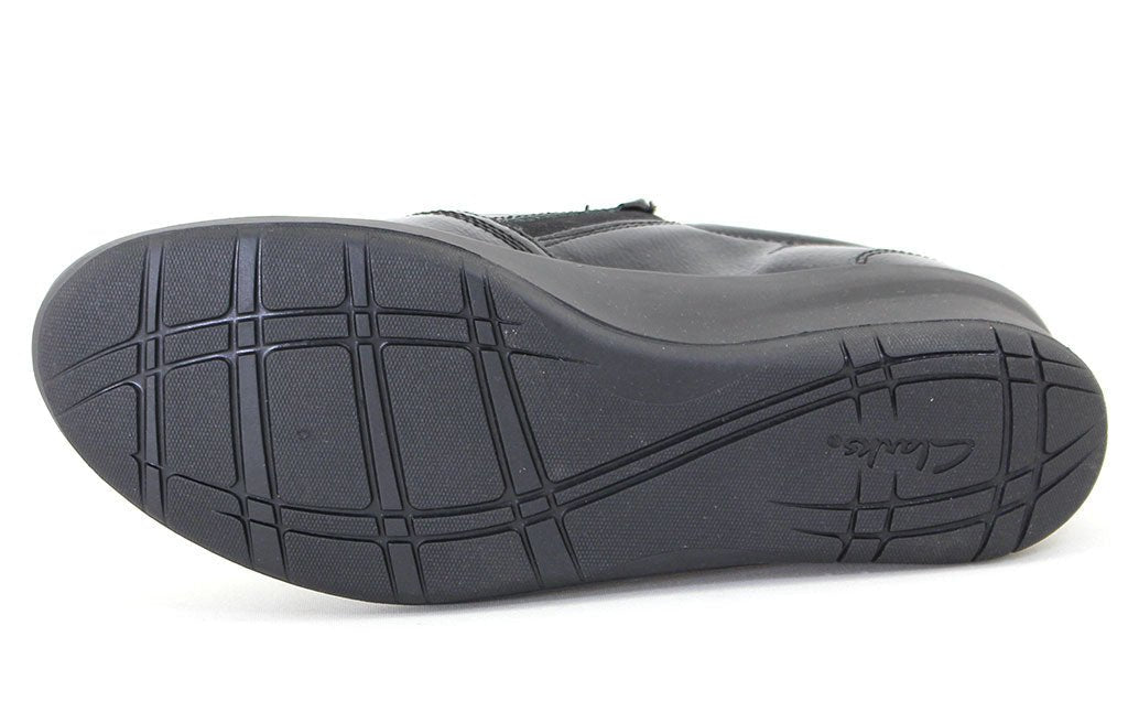 Clarks Women's Suttyn Zip - SundialClarks Women's Suttyn Zip