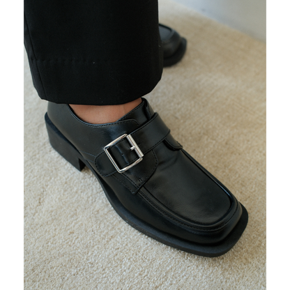 Hilary Loafer