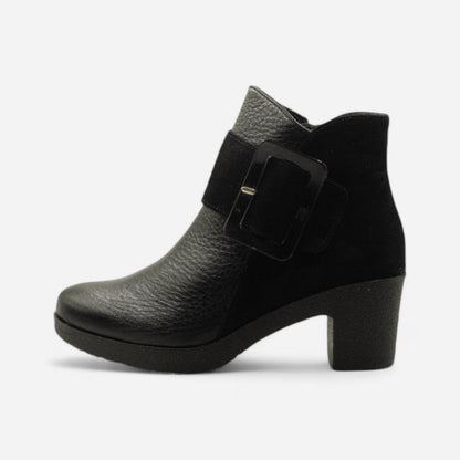 2494 Buckle Boot Black Comb