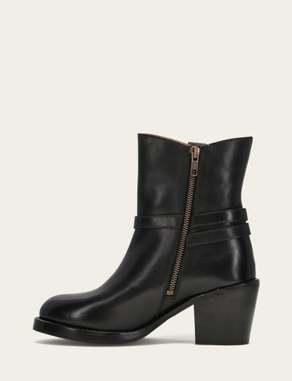 Rylee Belted Inside Zip