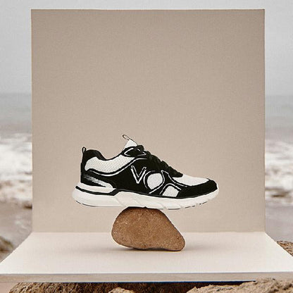 Womens Vionic Walk Parkside in White/Black — image 8
