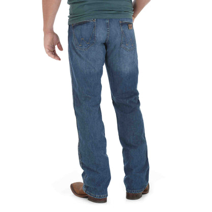 Wrangler Men's Retro Relaxed Boot Cut Jeans WRT20TB